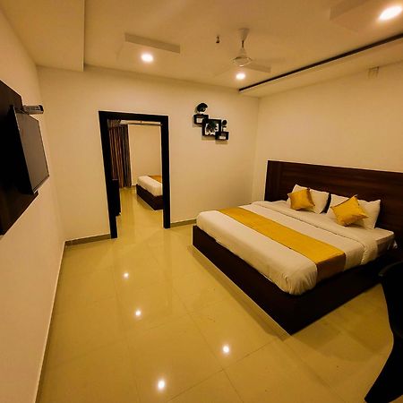 Thejaswini Residency Cheruvathur Nīleshwar Exteriör bild