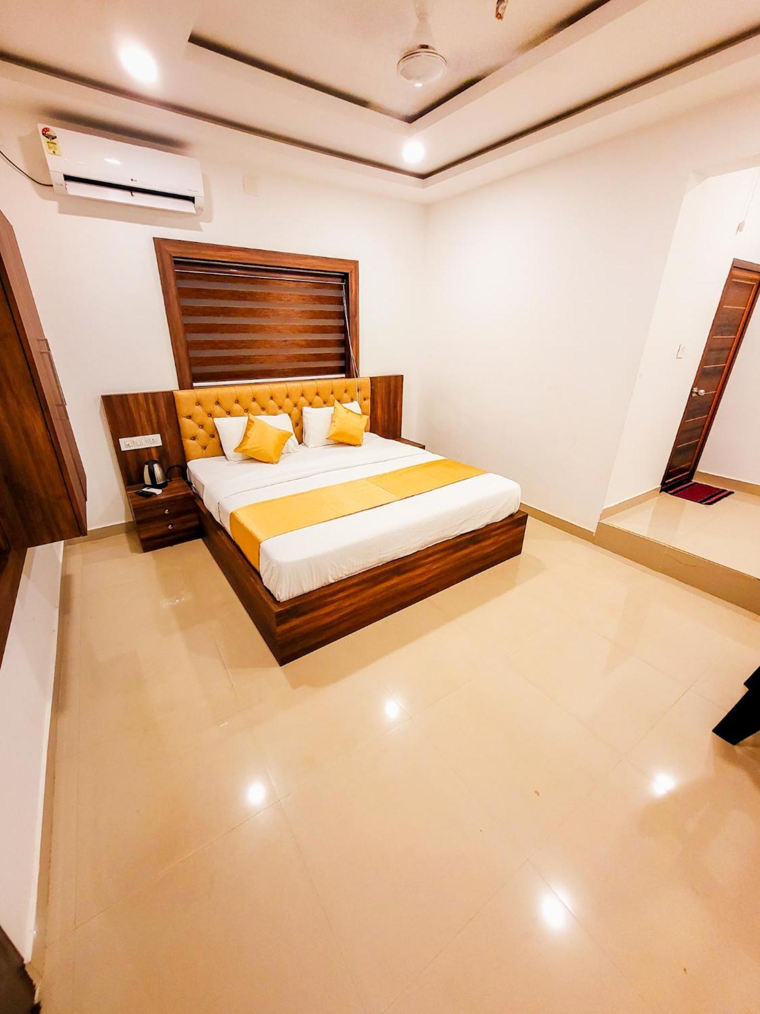 Thejaswini Residency Cheruvathur Nīleshwar Exteriör bild
