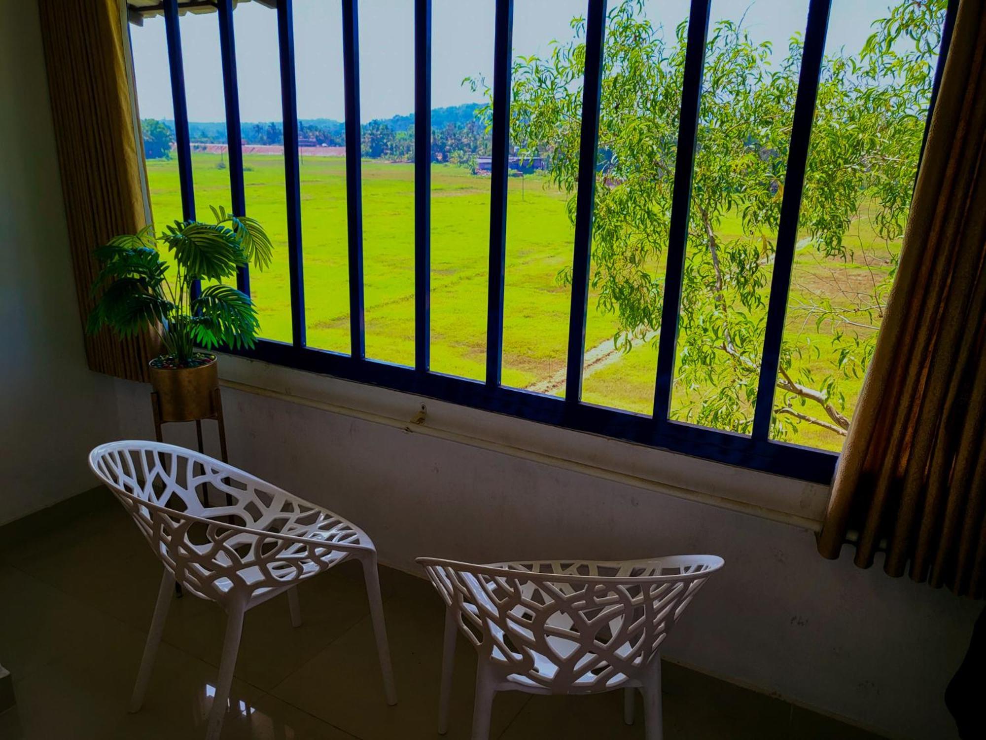 Thejaswini Residency Cheruvathur Nīleshwar Exteriör bild