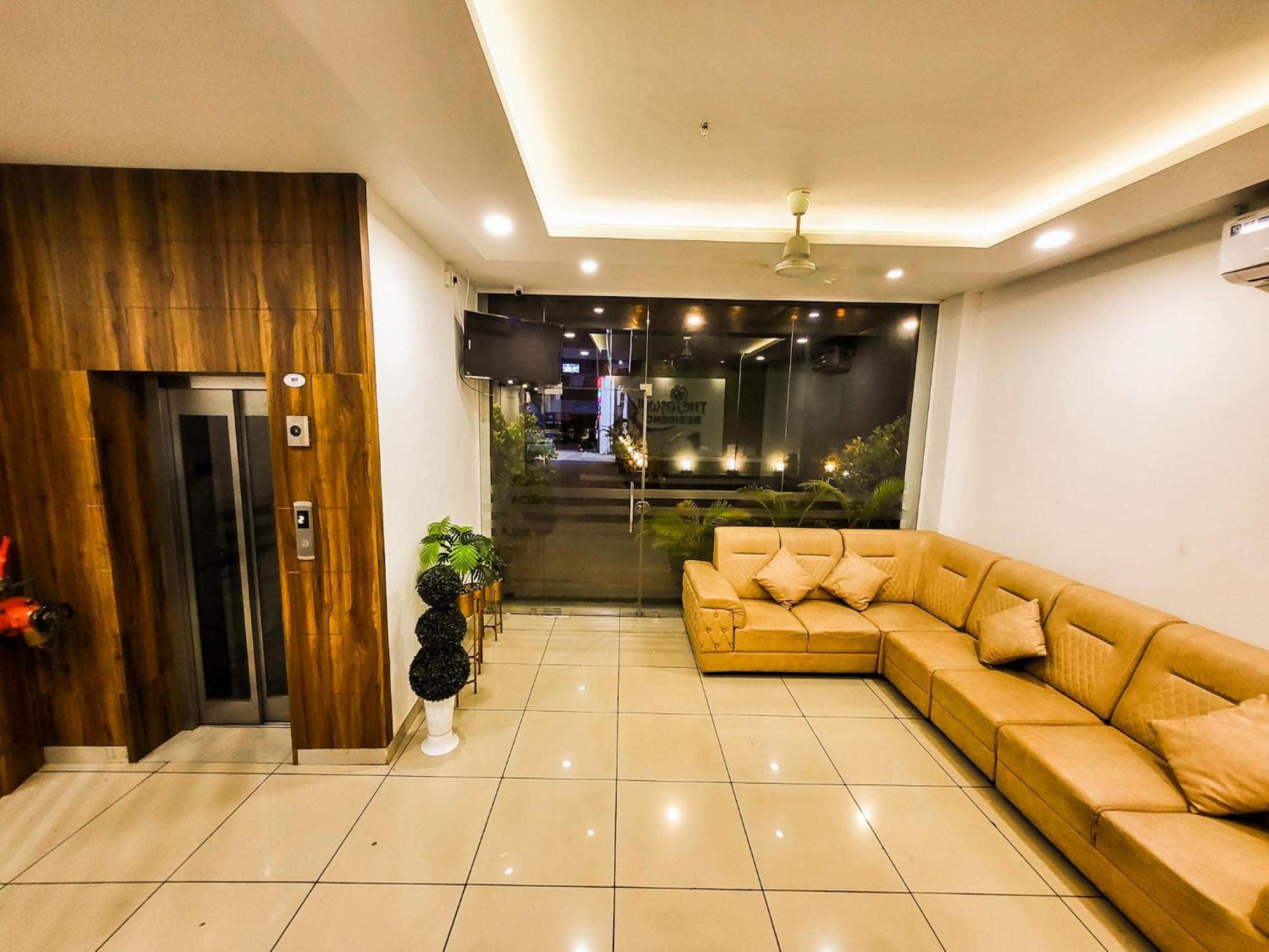 Thejaswini Residency Cheruvathur Nīleshwar Exteriör bild
